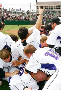 Wildcats to face Mavericks in first round of regional Image