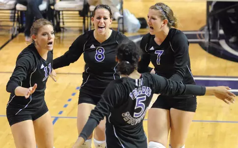 ACU No. 7 in first regional poll Image