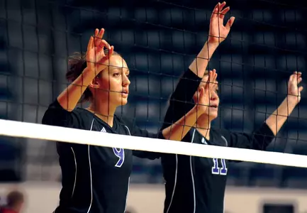 Wildcats cruise past Rambelles Image