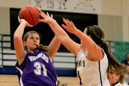 Wildcats Roll Over Tigers 92-64 Image