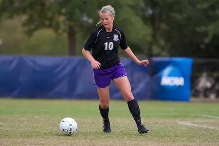 Wilson Adds Six For 2011 Image