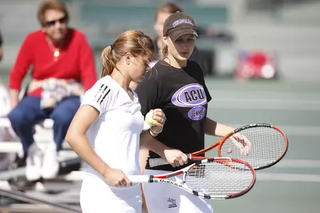 Wildcats fall to Lynn, 5-3 Image