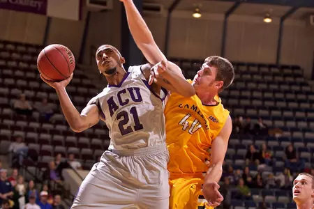 ACU drops to 0-4 in LSC play Image