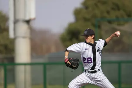 DSU Sweeps Wildcats Image