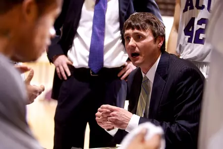 Wildcats lose lead, game at ASU Image