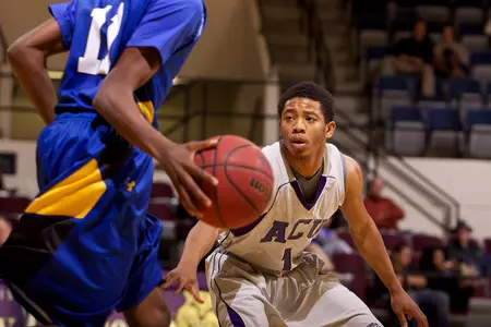 Wildcats pick up big win Image