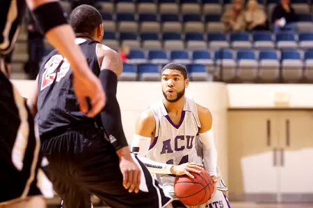 Wildcats fall to 0-5 in LSC Image