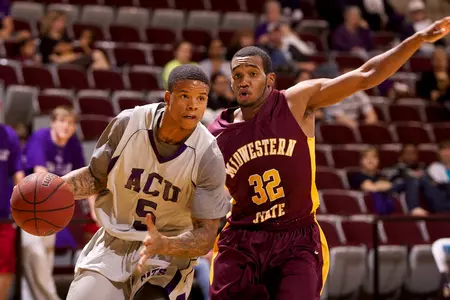Late technical free throw lifts Mustangs to wild 79-78 win over ACU Image