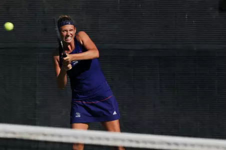 Doubleheader Sweep Lifts No. 3 Women's Tennis To 15-5 Image