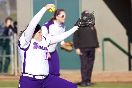 Wildcats split with Texas Woman's in Lone Star Conference twinbill Image