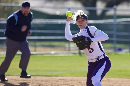 Wildcats Win Sixth Straight, Beat Missouri Southern 8-3 Image