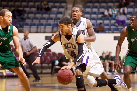 Big first-half deficit too much for Wildcats to overcome in 79-73 loss Image