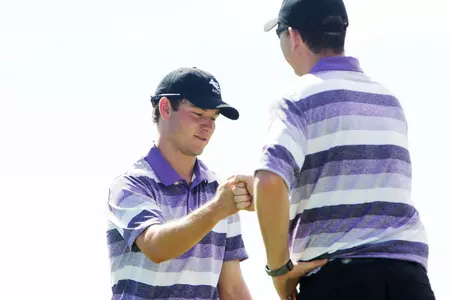 #13 Wildcats fire opening-round 270 to take commanding lead at Coody Image