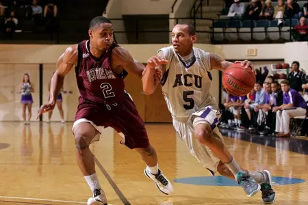 Wildcats pick up huge road win in Commerce to set up critical contest vs. Tarleton Image