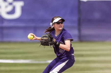 Late-inning runs give Rambelles a sweep of the Wildcats Image