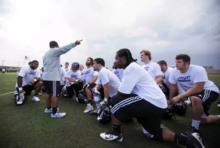 Wildcats wrap up fall camp; turn attention to Saturday's season-opener Image