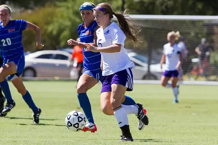 Soccer survives several late close calls in 1-0 win over Houston Baptist Image