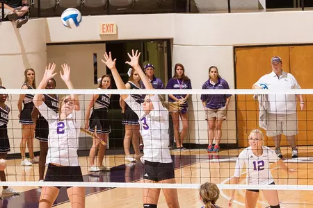 Balanced attacked lifts Wildcats over Colonels for first Southland victory Image