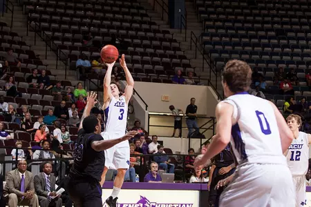 Northwestern State runs away from Wildcats, 84-66 Image