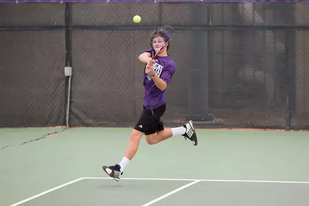 Wildcats keep Oral Roberts winless in conference play with 5-2 triumph Image