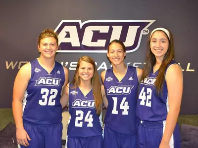 2015_WBB_Recruits
