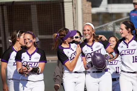 Hoover's game-winning double saves Wildcats from doubleheader sweep Image
