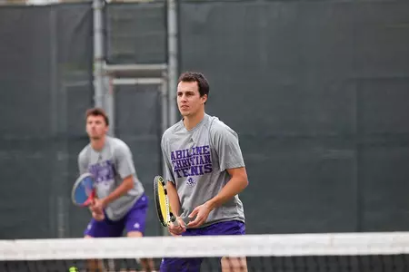Wildcats overwhelm Omaha at National Invitational Tennis Tournament Image
