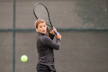 Women's tennis extends season-opening winning streak with victory over UIW Image