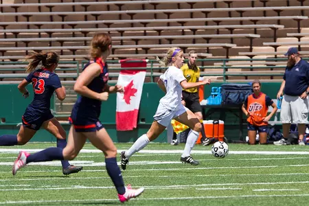 Soccer rallies to defeat Texas Wesleyan in OT, 2-1 Image