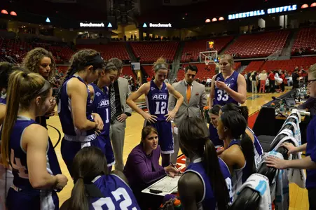 Wildcats finish off road trip with 71-59 OT win Image