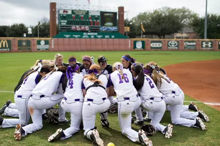 Wildcats and Lions combine for 42 runs during Saturday's doubleheader slugfest Image