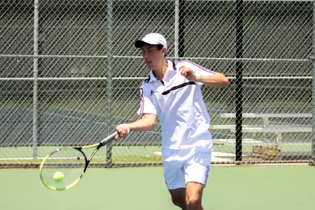 Wildcats cruise to 6-0 win over Cougars in men's tennis dual Image