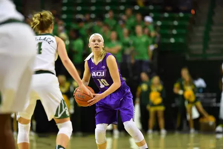 Young Wildcats hang on for road win at McNeese, 80-75 Image