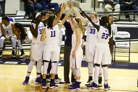 Wildcats win a wild one at SFA, 80-73 Image