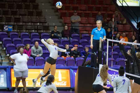 ESPN3 carrying tonight’s volleyball match at SHSU Image