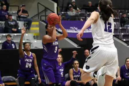 ACUWBB to meet Central Arkansas in Southland Quarters Image