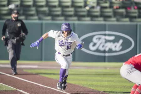 Tommy Cruz hustles down the first-base line vs. Nicholls