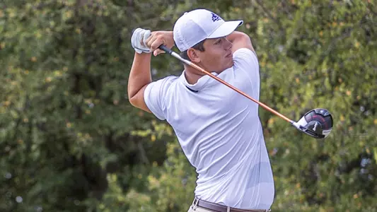 Zane Heusel tee shot at SMU