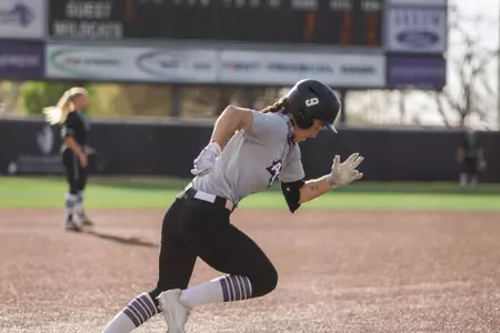 Donelle Johnson sprints to first against UNT