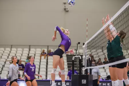 Brea Box attacks against Green Bay during ACU Invite
