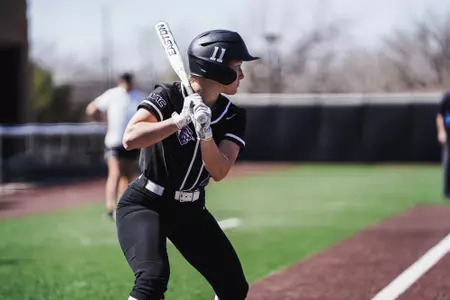 Sydney Kaiser at bat against SFA