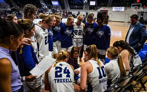wbb huddle acu