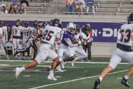 J.J. Henry runs against Southern Utah