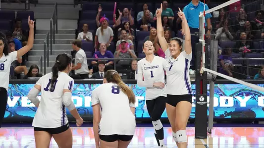 Hannah Gonzalez and team celebrating a kill