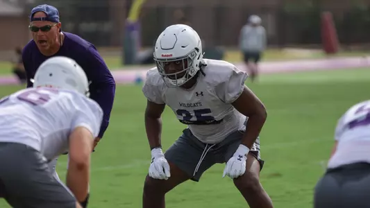 Ethan Taite prepares for a drill during the first practice of fall camp