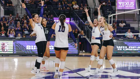 ACU beats Bulldogs at Wildcat Classic