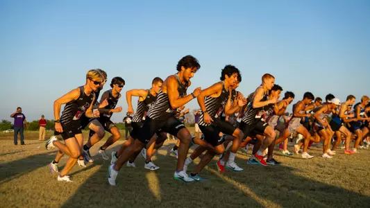 ACU men's cross country team runs at Naimudu Classic