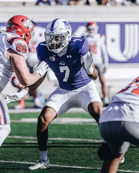 T.J. Marshall defends a Utah Tech player on Nov. 8, 2025