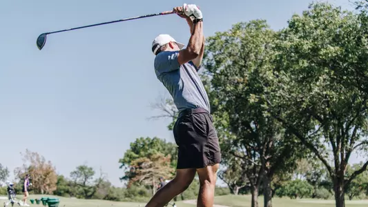 Colin Leonard swings at an ACU practice on Sept. 11, 2025.