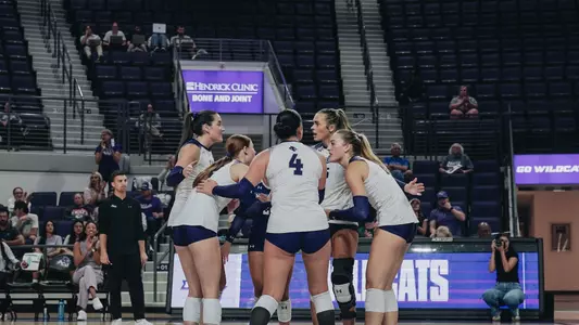 ACU volleyball huddles in a 3-0 loss to Tulsa at Moody Coliseum on Sept. 15, 2025.